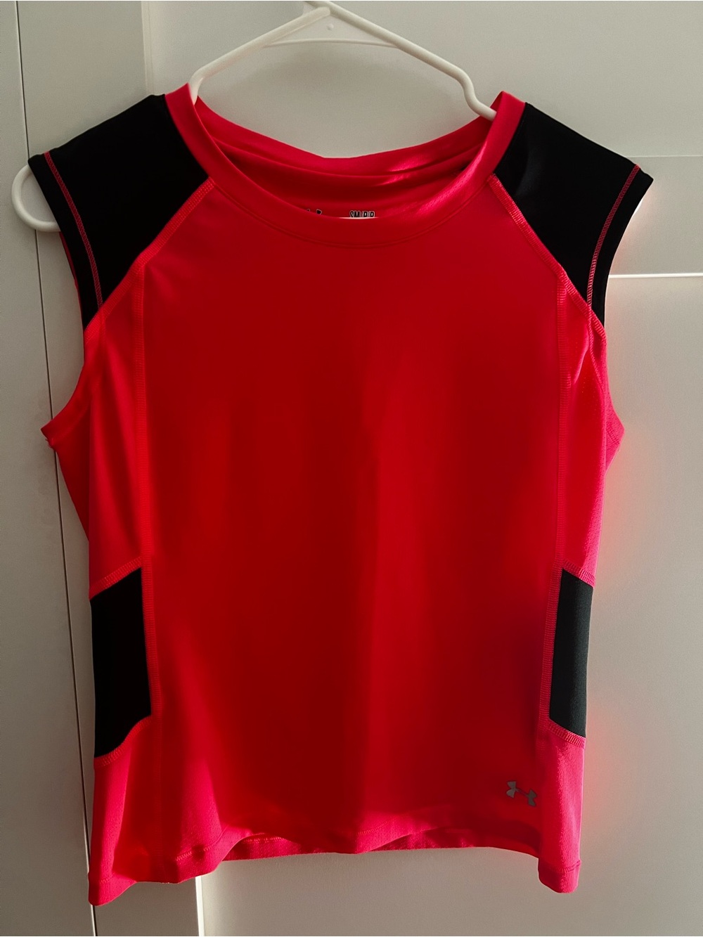 Under Armour Women's Hot Pink & Black Muscle Tee